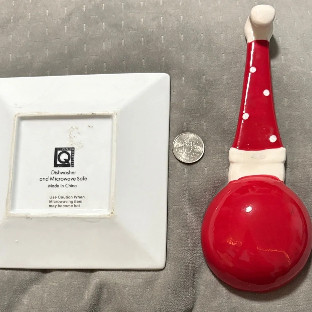Festive Santa Spoon and Holiday Plate Set - Picture 2 of 2